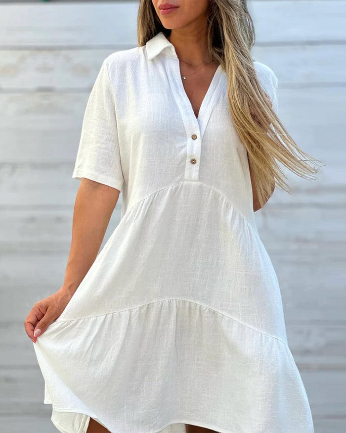Robe unie et confortable avec col à revers et boutons
